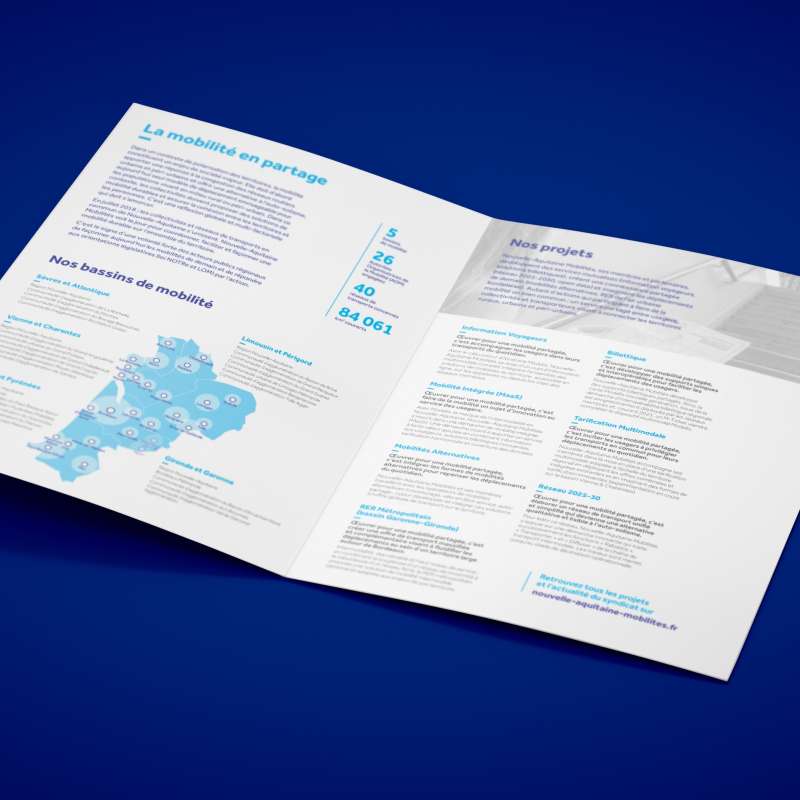 plaquette ouverte de Nouvelle-Aquitaine Mobilités